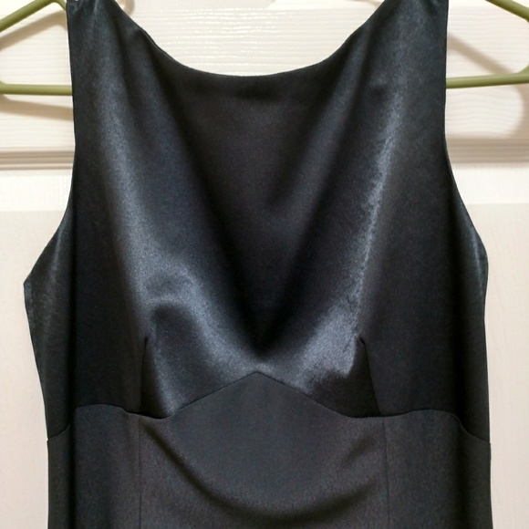 Dress - Picture 4 of 6